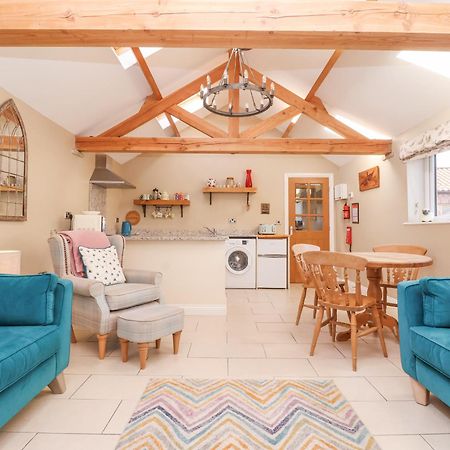 The Stables Villa Driffield Ngoại thất bức ảnh